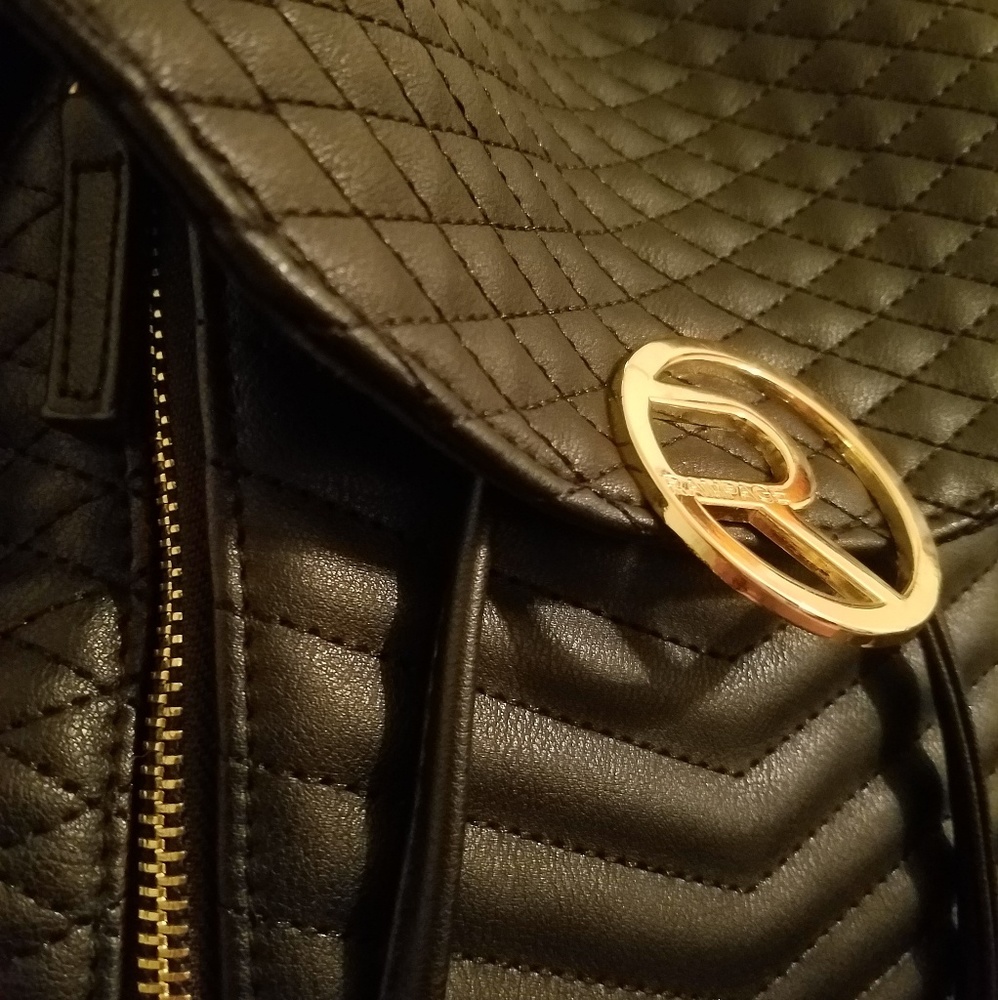 NWOT Rampage Quilted Drawstring Backpack - Picture 5 of 8